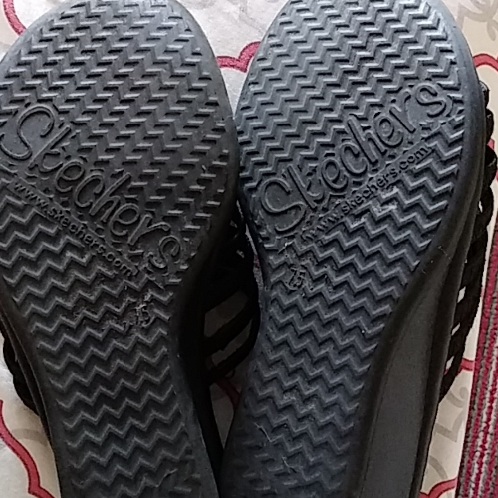 Shoes - Picture 4 of 4